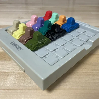 Xe bị thiếu cho game logic Rush Hour