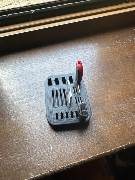 Khay để bàn thông minh đựng USB và thẻ nhớ SD, Micro SD - Image 2