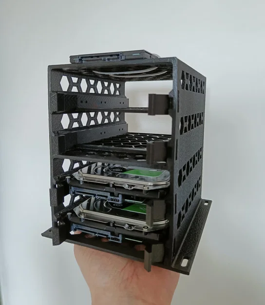 4 Bay 3.5" HDD Cage - Khung gắn 4 ổ cứng 3.5 inch - Image 1
