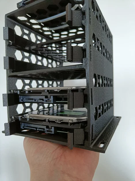 4 Bay 3.5" HDD Cage - Khung gắn 4 ổ cứng 3.5 inch - Image 2