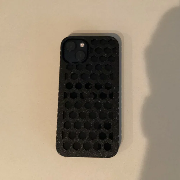 Ốp lưng iPhone 13 họa tiết tổ ong in 3D cực chất - Image 13