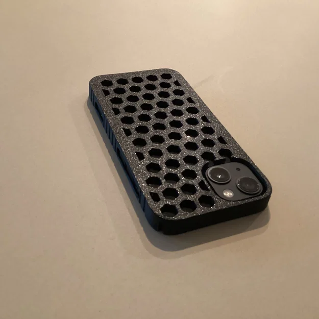 Ốp lưng iPhone 13 họa tiết tổ ong in 3D cực chất - Image 16