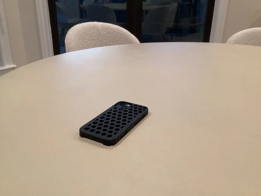 Ốp lưng iPhone 13 họa tiết tổ ong in 3D cực chất - Image 18