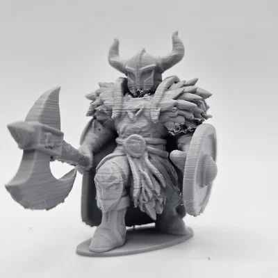 Mô hình chiến binh Viking dũng mãnh (Battle-Axe Viking Miniature)