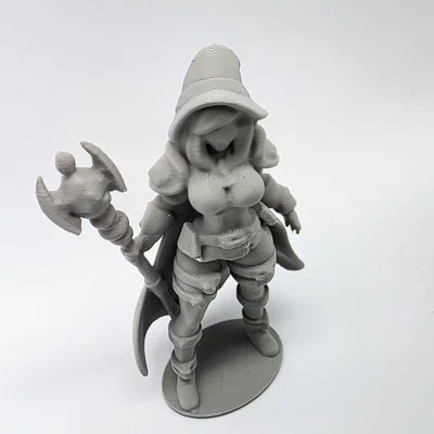 Mô hình nữ pháp sư (Female Sorceress Figurine)
