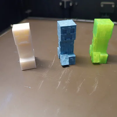 Mô hình 3D Creeper Minecraft trang trí bàn học độc đáo