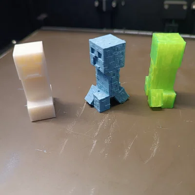 Mô hình 3D Creeper Minecraft trang trí bàn học độc đáo
