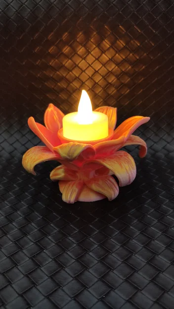 Đế nến LED hình hoa Lily - Image 3