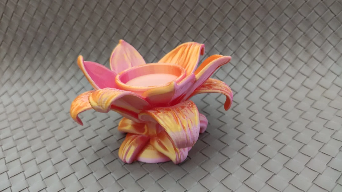 Đế nến LED hình hoa Lily - Image 5