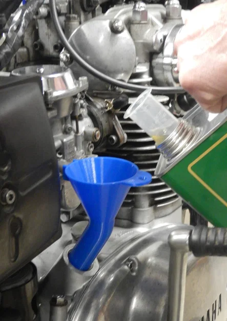 Phễu châm nhớt động cơ cho Yamaha XS 650 - Image 2