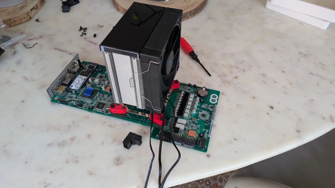 Case BC-250 yên tĩnh – hỗ trợ tower cooler DeepCool (có màn hình Digital) - Image 3