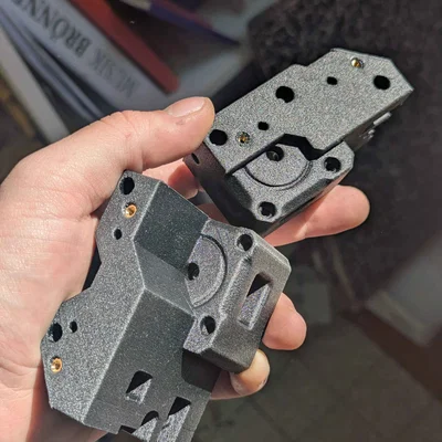 Ngàm motor double shear cho Centauri Carbon