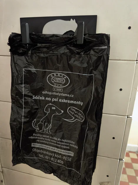 Móc treo túi đựng phân chó - Image 2