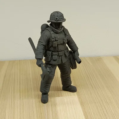 Mô hình lính cứu hỏa (Firefighter Miniature) sắc nét cho người yêu in 3D