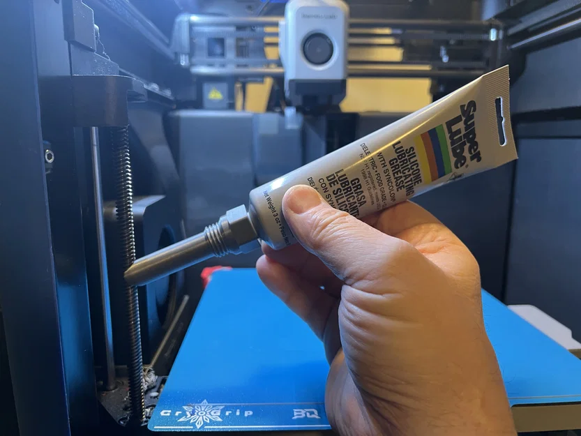 “Mr. Lube V1” – Dụng cụ bôi trơn trục Z 8mm - Image 1