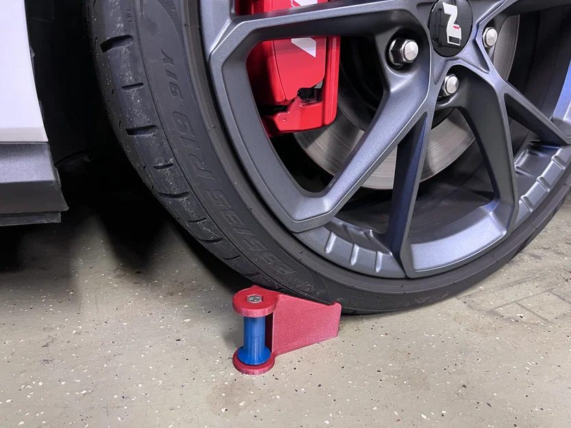 Bộ dẫn hướng dây vòi nước in 3D chống kẹt lốp xe - Image 1