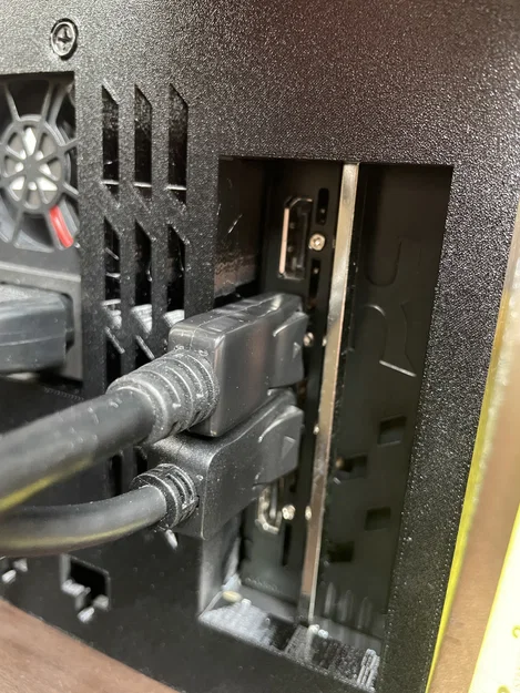 Vỏ eGPU ADT UT3G - Hỗ trợ GPU dài 330mm - Image 2