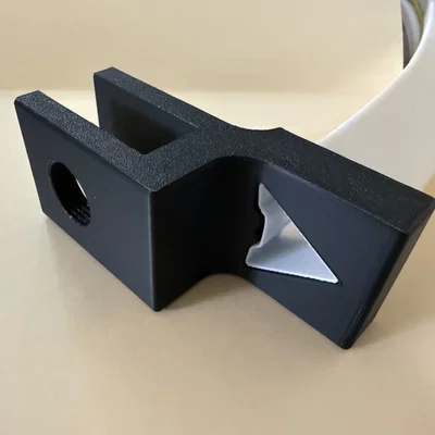 Chân kẹp bàn cho bộ đèn LED Light Bridge dễ in