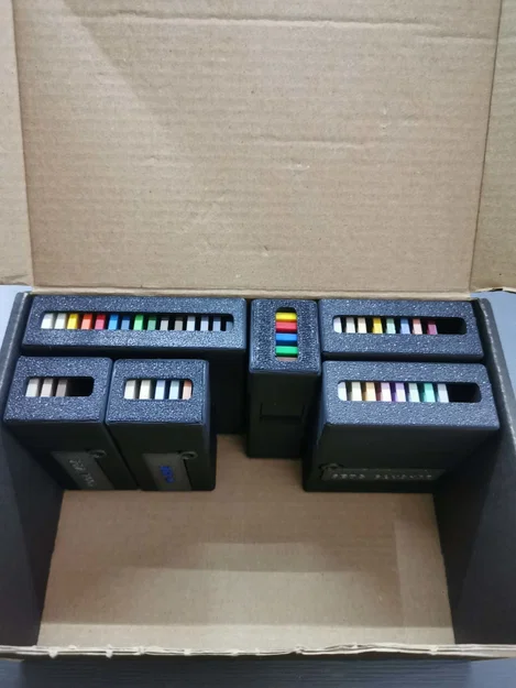 Hộp đựng mẫu filament (tương thích với Aurapol samples) - Image 1