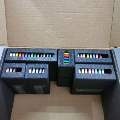 Hộp đựng mẫu filament (tương thích với Aurapol samples)