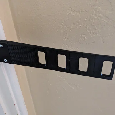 Chốt cửa thông minh cho mèo Cat Door Latch - Giải pháp ngăn cún cưng hiệu quả