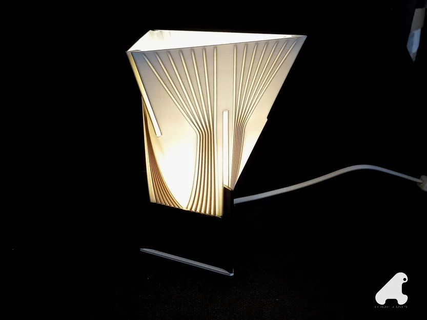 LAMPE HOMMAGE ART DECO - Image 1