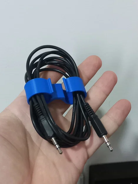 Kẹp cố định dây cáp (Cable organizer) gọn nhẹ cho bàn làm việc - Image 1