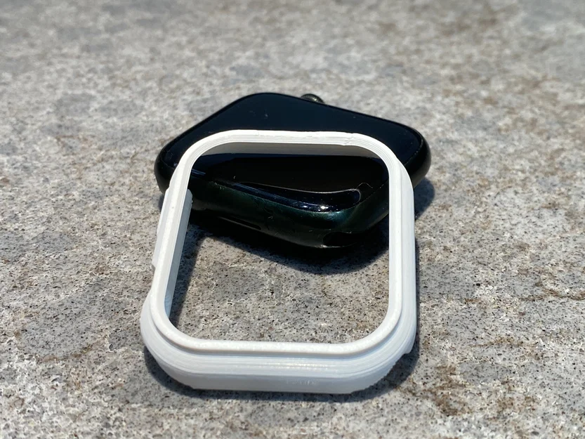 Ốp Apple Watch 7 45mm có gờ nhô và nút bấm - Image 1