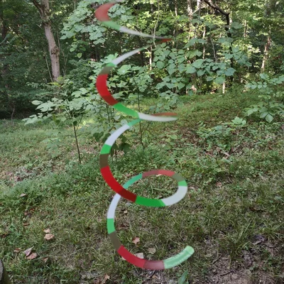 Wind Spinner – Con Rắn Xoắn Ốc Quay Trong Gió