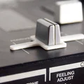 Khóa Crossfader cho Pioneer DJM (Pioneer DJM Crossfader Lock) - Thumbnail 2