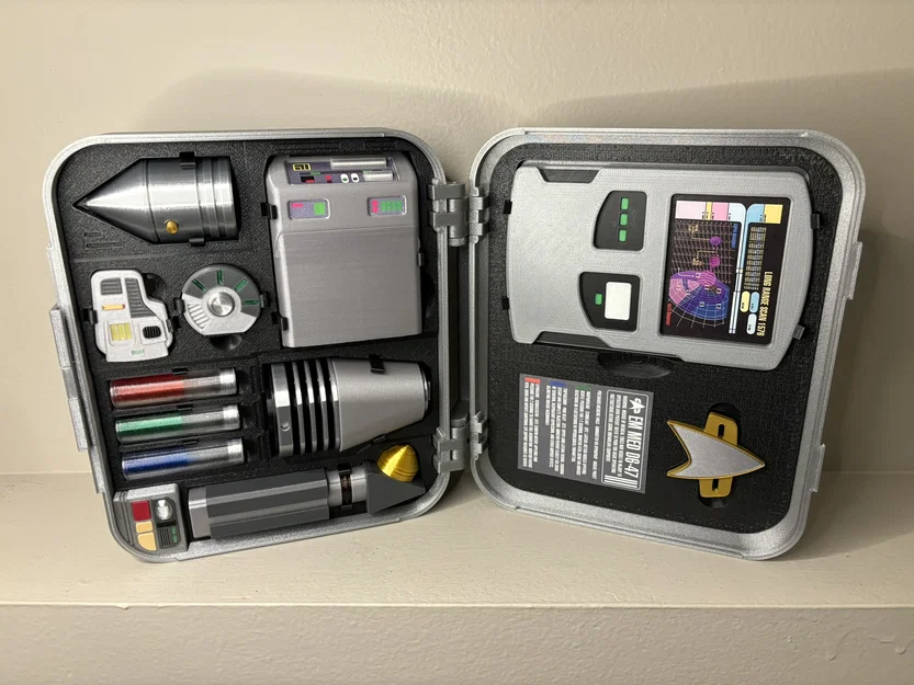 Hộp Cấp Cứu Star Trek (Star Trek Emergency Medkit) - Image 1