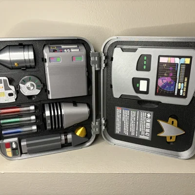 Hộp Cấp Cứu Star Trek (Star Trek Emergency Medkit)
