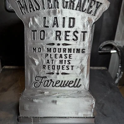 Mô hình 3D bia mộ Master Gracey từ Haunted Mansion