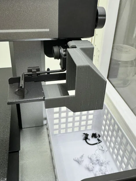 Anycubic Kobra 3 Filament Poop Diverter (Umlenker rác filament) - Image 1