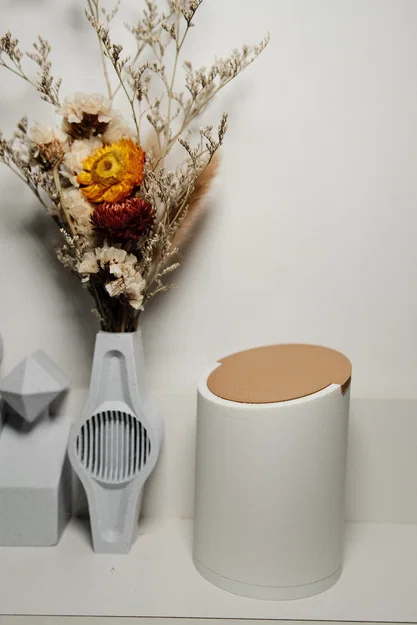 Thùng rác mini để bàn tối giản (Minimal Desk Trash Can) - Image 6