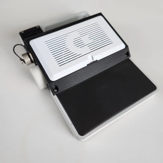 Cyberdore 2064 Cyberdeck – Cyberdeck retro-futuristic dùng Raspberry Pi Zero - Image 4