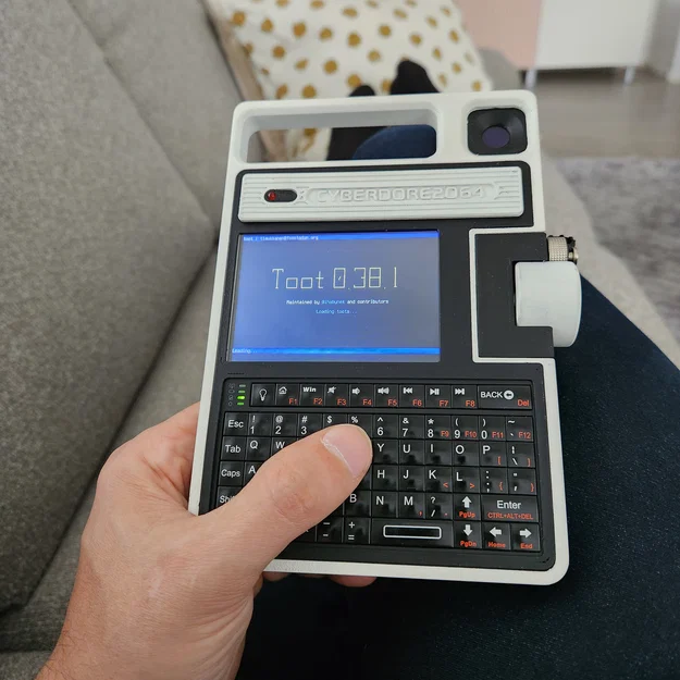 Cyberdore 2064 Cyberdeck – Cyberdeck retro-futuristic dùng Raspberry Pi Zero - Image 6