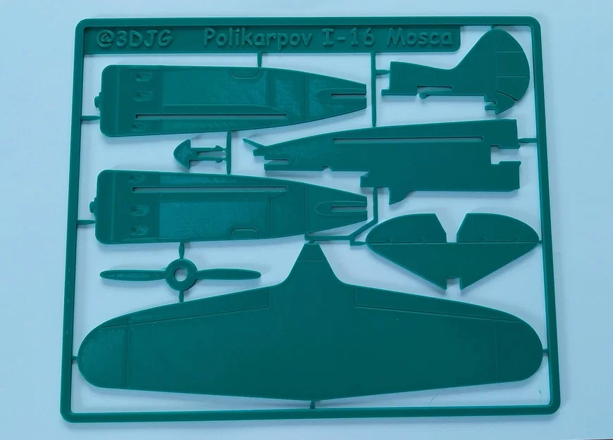 Kitcard máy bay – Polikarpov I-16 “Mosca” - Image 1