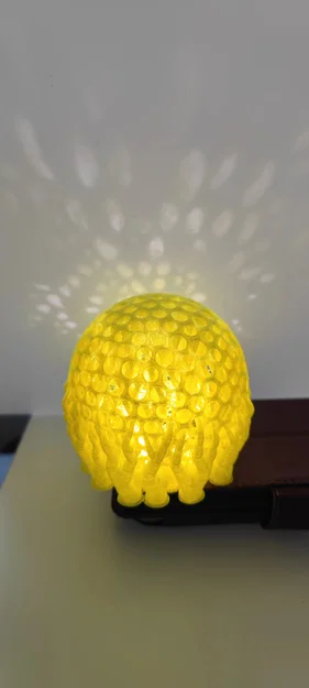 Quả bóng thư giãn rỗng in từ PETG - Image 7