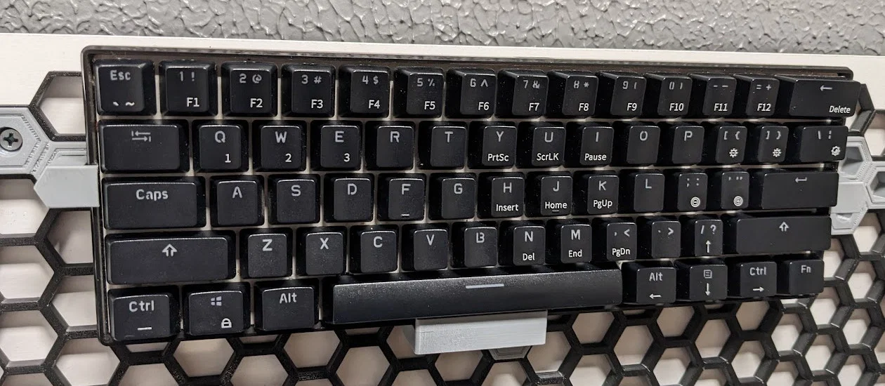 Giá đỡ bàn phím HSW RK61 (HSW RK61 Keyboard Holder) - Image 1