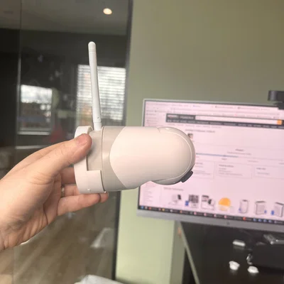 Giá treo tường cho HelloBaby Monitor / Camera