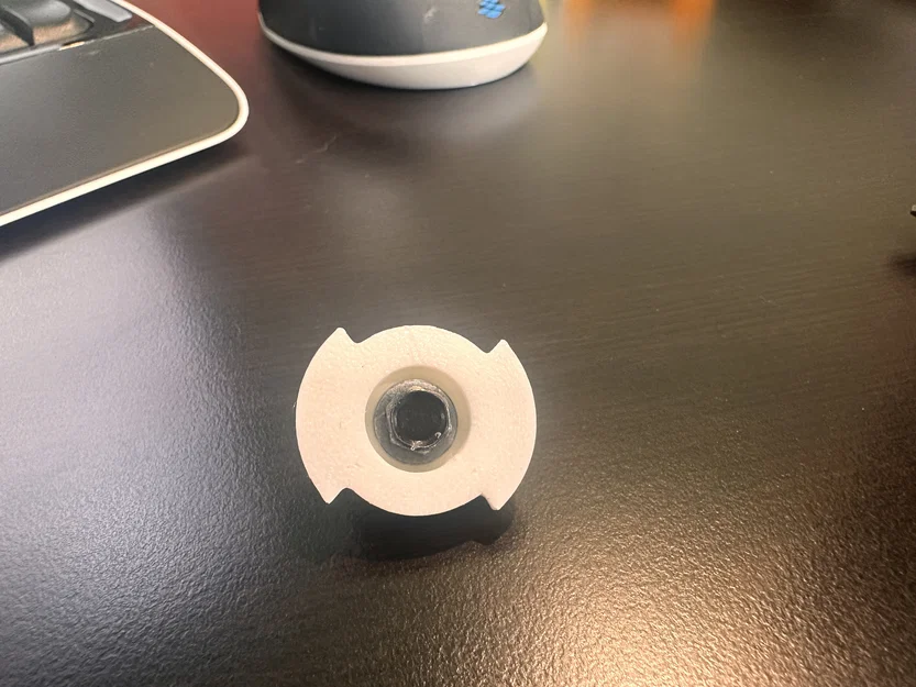 Giá treo tường cho HelloBaby Monitor / Camera - Image 5