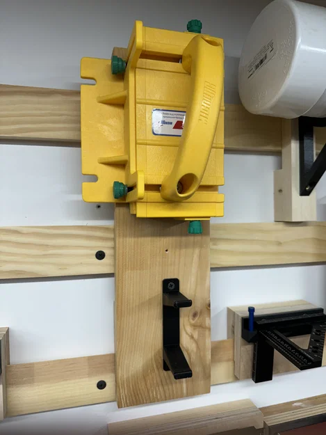Giá treo tường MicroJig GRR-RIPPER (Wall Mount Hanger) - Image 1