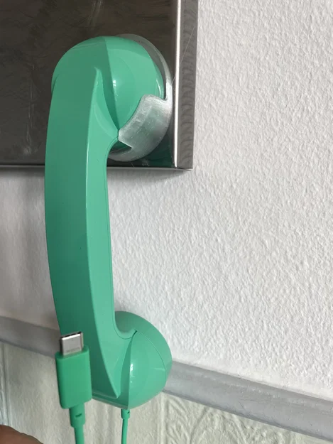 Giá treo điện thoại Pop Phone 3D - Giải pháp treo tường tiện lợi - Image 2