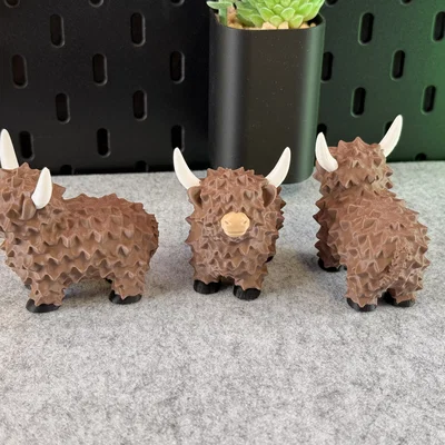 Mô hình bò Highland (Highland Cow)