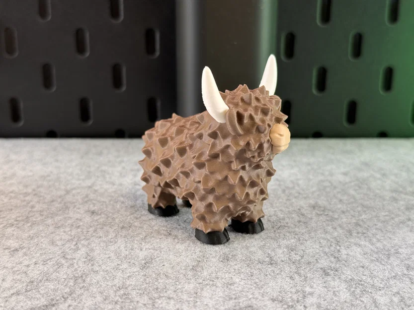 Mô hình bò Highland (Highland Cow) - Image 8