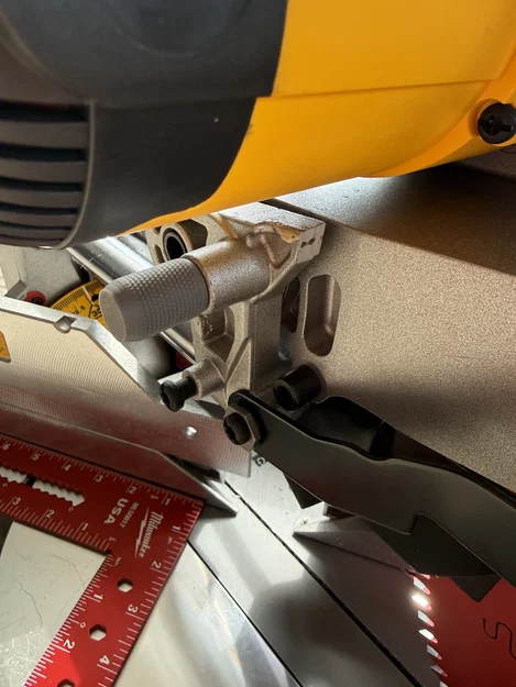 Núm vặn khóa an toàn 3D cho máy cưa DeWalt DWS780 - Image 3