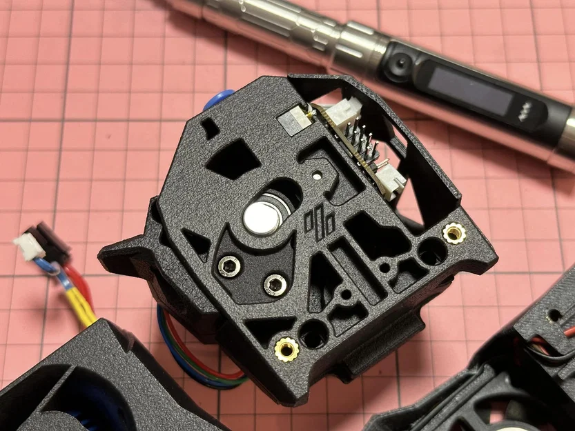 Bộ đùn nhựa Galileo 2 Extruder: Nhẹ, bền và tích hợp cảm biến - Image 1