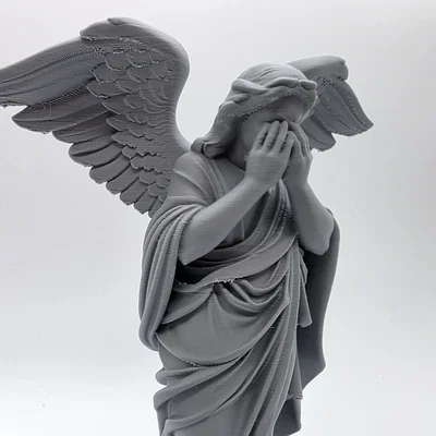 Tượng Thiên thần khóc (Weeping Angel) độ chi tiết cao