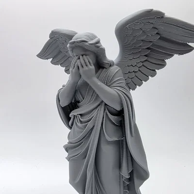 Tượng Thiên thần khóc (Weeping Angel) độ chi tiết cao
